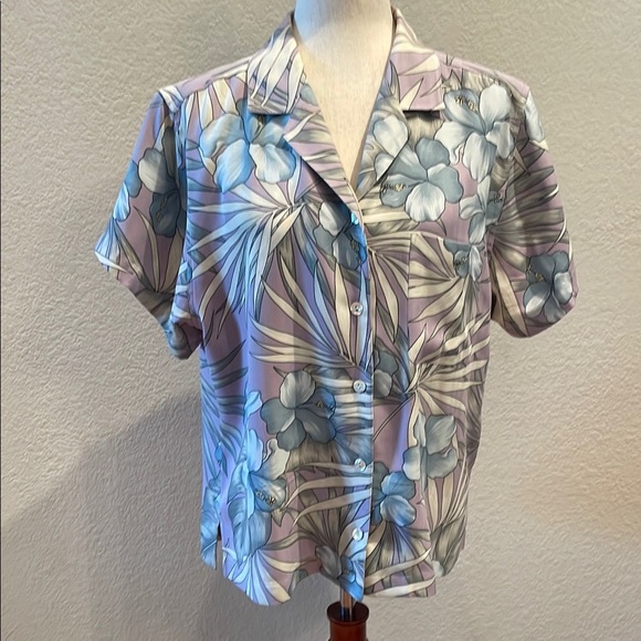 TOMMY BAHAMA 100% Silk Floral Button-Up Women’s Top Sz Lg - Picture 1 of 5